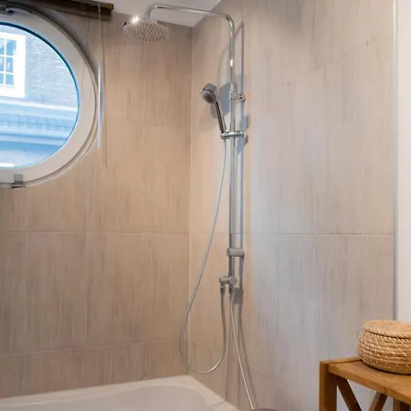 54 Grad Nord - شقة